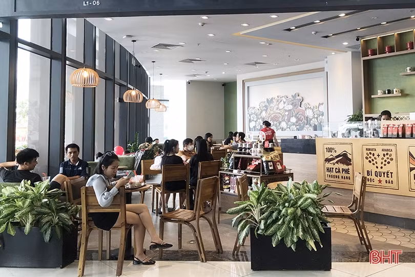 Các điểm vui chơi, mua sắm tại TP Hà Tĩnh nhộn nhịp ngày đầu nghỉ lễ 2/9