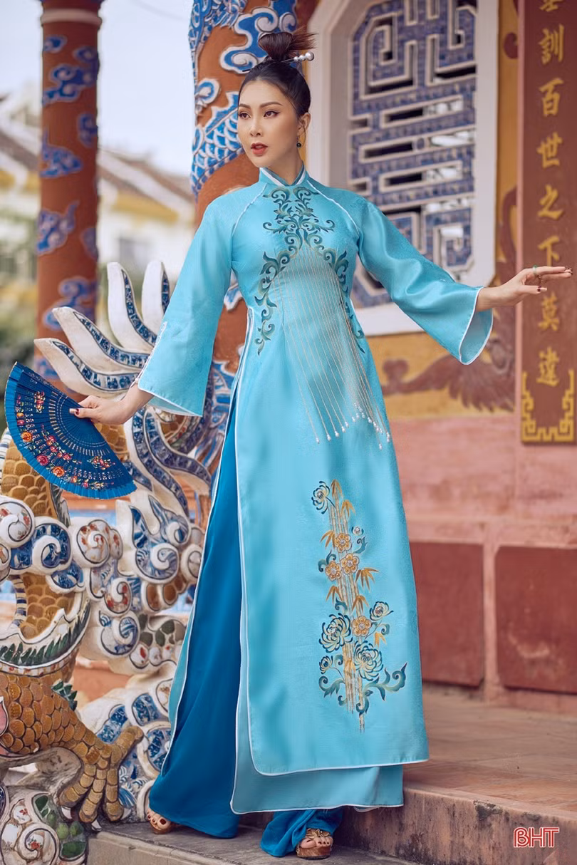 Nhà thiết kế 9X Hà Tĩnh kể chuyện bản sắc cố đô Huế qua tà áo dài