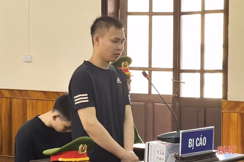 Vô cớ đâm chết người khi bị vượt xe