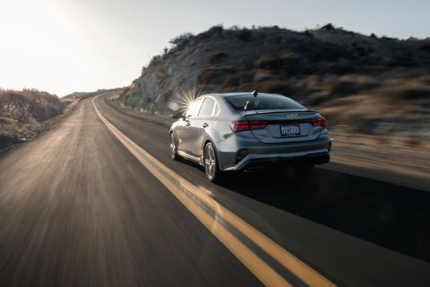 Kia Forte 2023 tăng giá bán, khởi điểm từ 19.490 USD