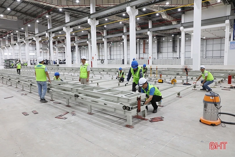 Tháng 12 rộn ràng về đích...