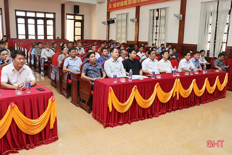 Doanh nghiệp Hà Nội hỗ trợ Cẩm Xuyên xây dựng 50 nhà đại đoàn kết