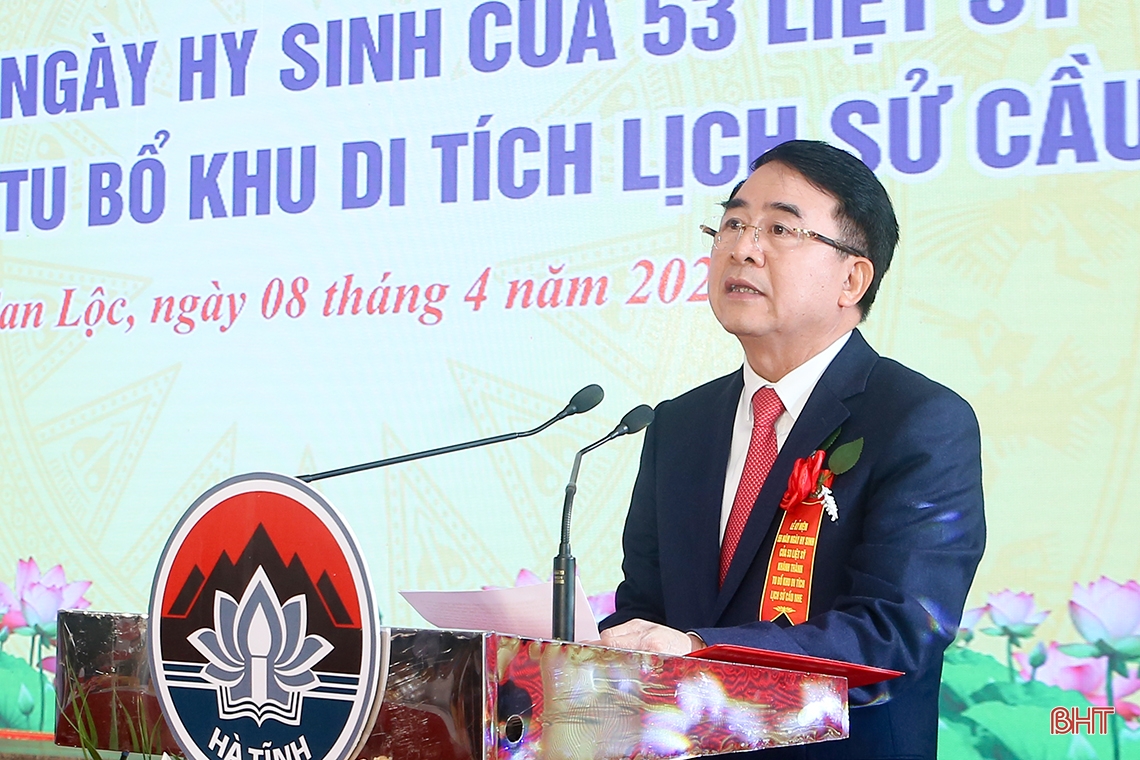 Long trọng lễ tưởng niệm các liệt sỹ hy sinh tại Cầu Nhe