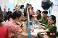 "Xuyên" lễ cấp định danh điện tử cho công dân "nhí" 