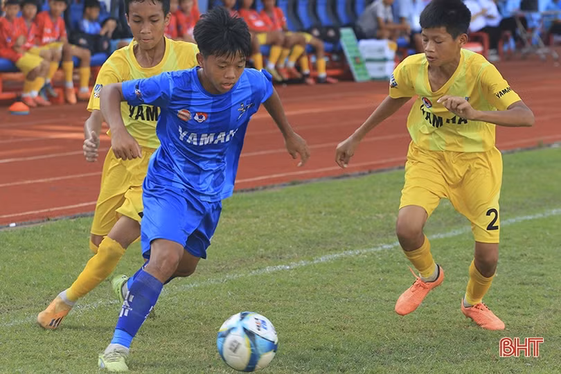 U13 Hồng Lĩnh Hà Tĩnh vào bán kết giải thiếu niên toàn quốc