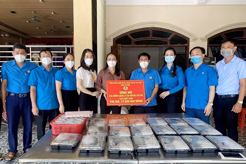 Hướng về cơ sở vì lợi ích thiết thực của đoàn viên