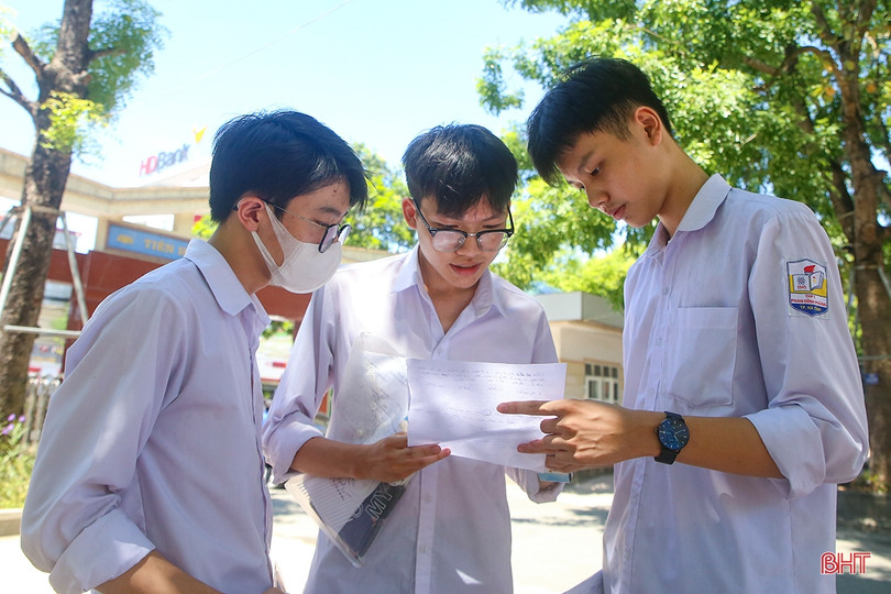 Điểm thi tốt nghiệp THPT của thí sinh lớn tuổi nhất Hà Tĩnh ảnh 3 Điểm thi tốt nghiệp THPT của thí sinh lớn tuổi nhất Hà Tĩnh