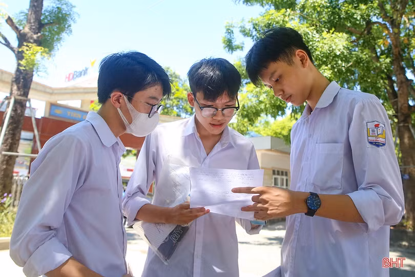 Điểm thi tốt nghiệp THPT của thí sinh lớn tuổi nhất Hà Tĩnh 