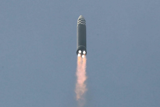 Triều Tiên phóng tên lửa đạn đạo xuyên lục địa