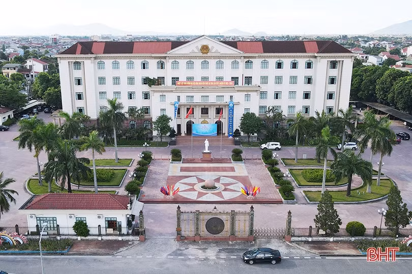 Sáng nay, HĐND tỉnh Hà Tĩnh khai mạc Kỳ họp thứ 14