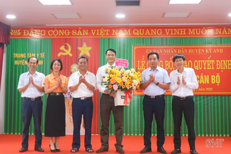 Trung tâm Y tế huyện Kỳ Anh có tân Giám đốc