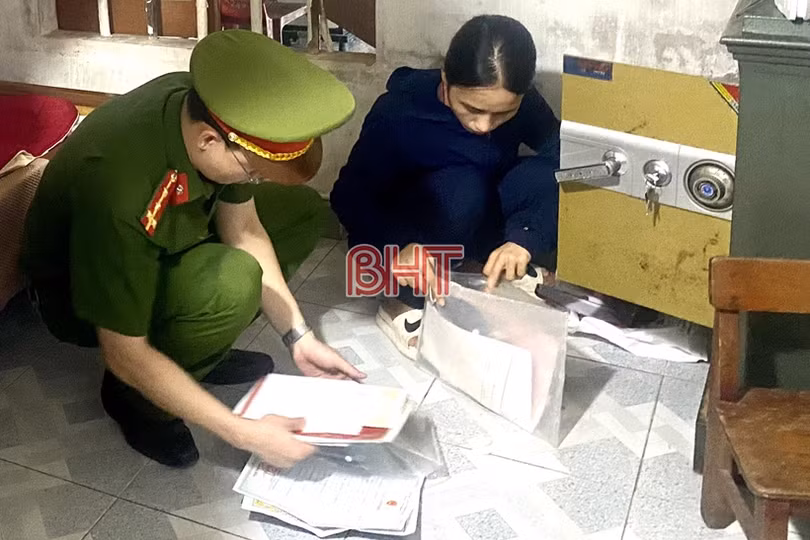 Bắt giám đốc và kế toán doanh nghiệp ở Hà Tĩnh về tội trốn thuế