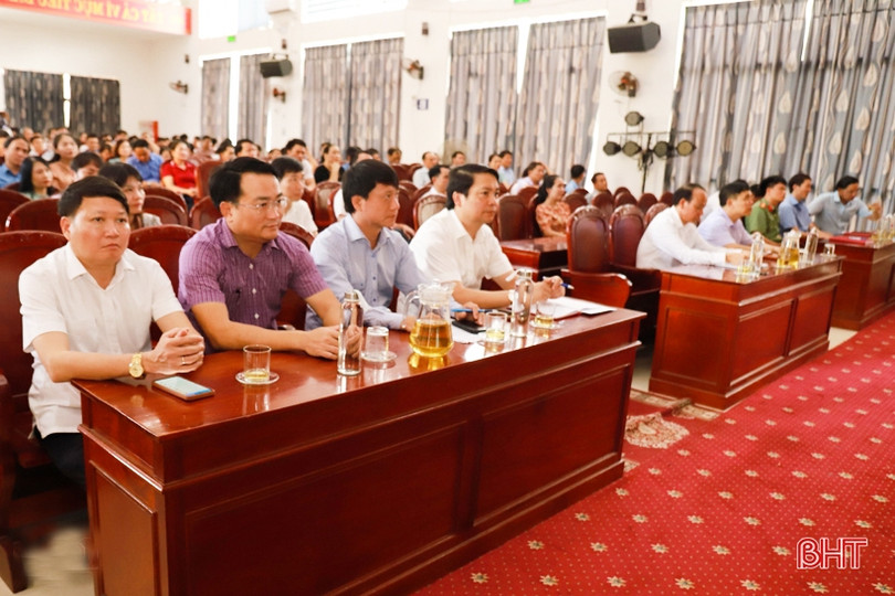 Giúp cán bộ chủ chốt ở Hương Sơn phát huy giá trị Chủ nghĩa Mác-Lênin, tư tưởng Hồ Chí Minh