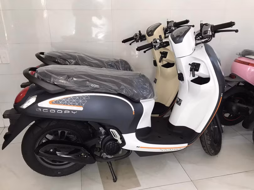 Xe máy nhập khẩu rớt giá không phanh