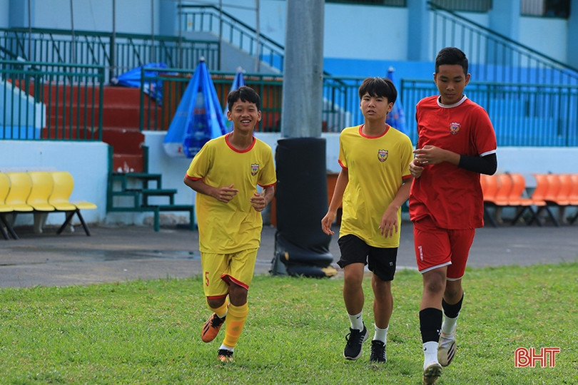 U13 Hồng Lĩnh Hà Tĩnh tập nhẹ trước trận chung kết gặp Sông Lam Nghệ An