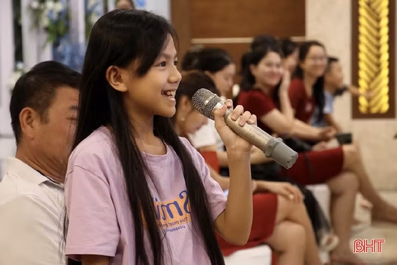 Giúp phụ huynh “làm bạn” với con trong giai đoạn tuổi dậy thì