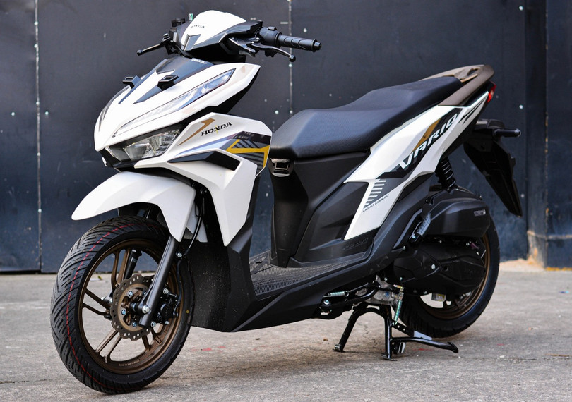 Xe máy nhập khẩu rớt giá không phanh