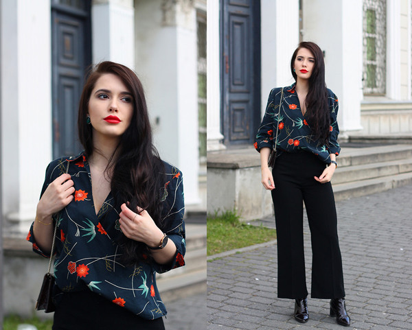 vay ao co hoa tiet ngap sac hoa mua he