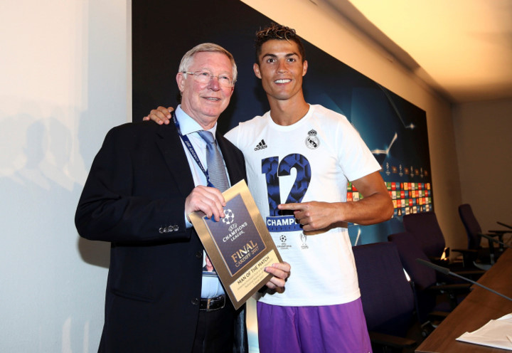 chuyen nhuong 18 6 ronaldo tro ve mu alves den man city
