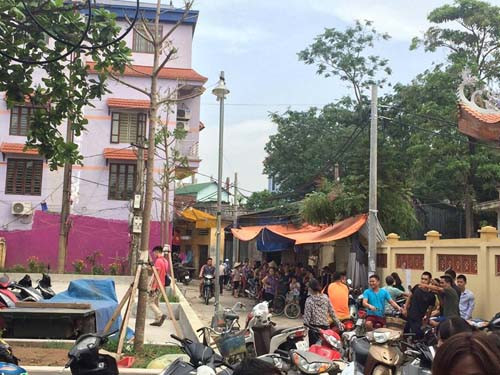 loi khai rung minh cua nguoi me sat hai con trai 35 ngay tuoi trong chau nuoc o ha noi