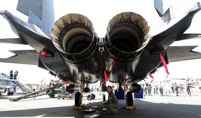 qatar ky thoa thuan mua may bay f 15 cua my tri gia 12 ty usd