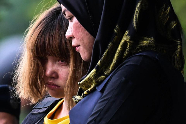 Thế giới nổi bật trong tuần: Tháp chung cư bốc cháy ở London, nhiều người chết ảnh 7 the gioi noi bat trong tuan thap chung cu boc chay o london nhieu nguoi chet