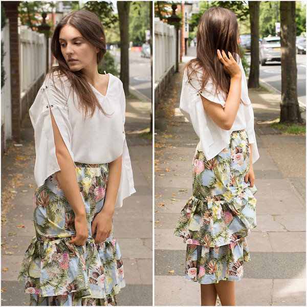 vay ao co hoa tiet ngap sac hoa mua he