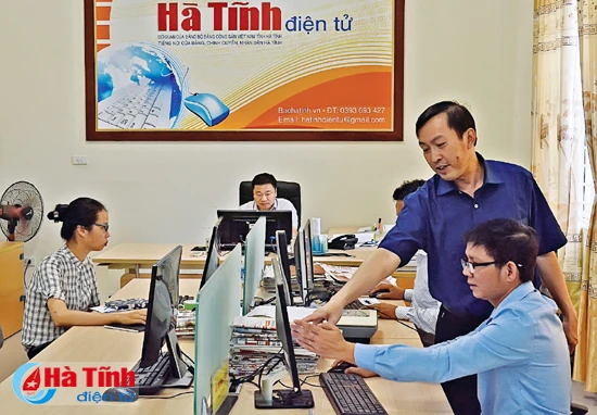 bao ha tinh dien tu tren hanh trinh da phuong tien da nen tang