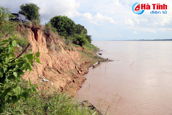 bi thu tinh uy le dinh son kiem tra du an thuy loi nong boc