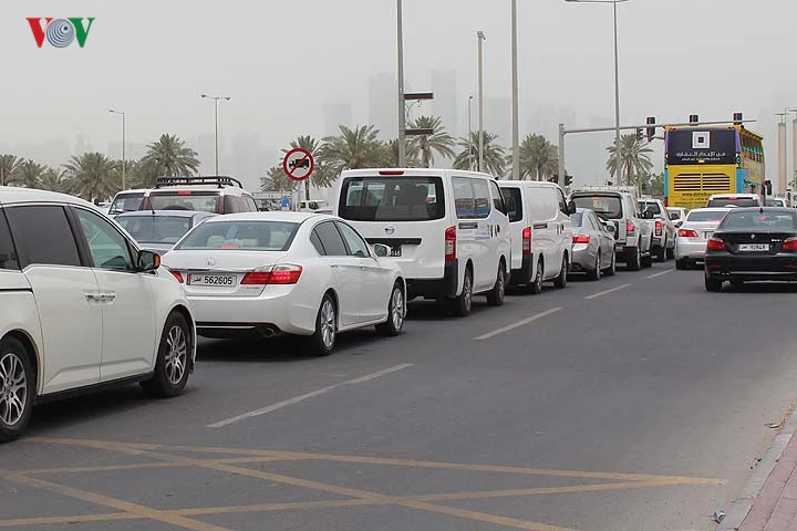 dao quanh duong pho thu do qatar vua bi nhieu nuoc arab co lap