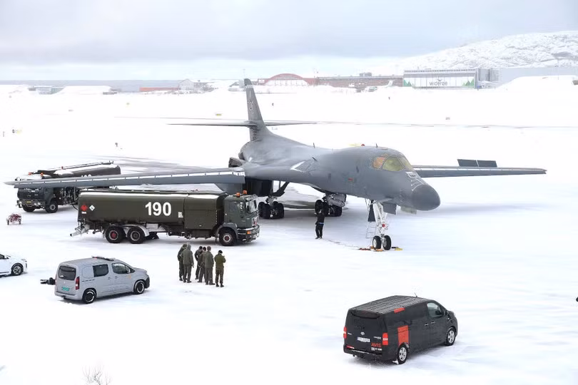 “Hiệp sỹ bóng đêm” B-1B của Mỹ lần đầu hạ cánh tại Bắc Cực, gửi thông điệp ngầm tới Nga