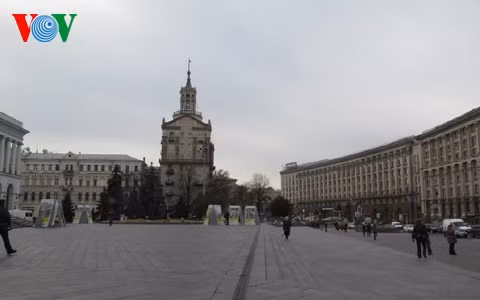 Hơn 4,5 triệu cử tri Ukraine sẽ không thể đi bỏ phiếu ảnh 1