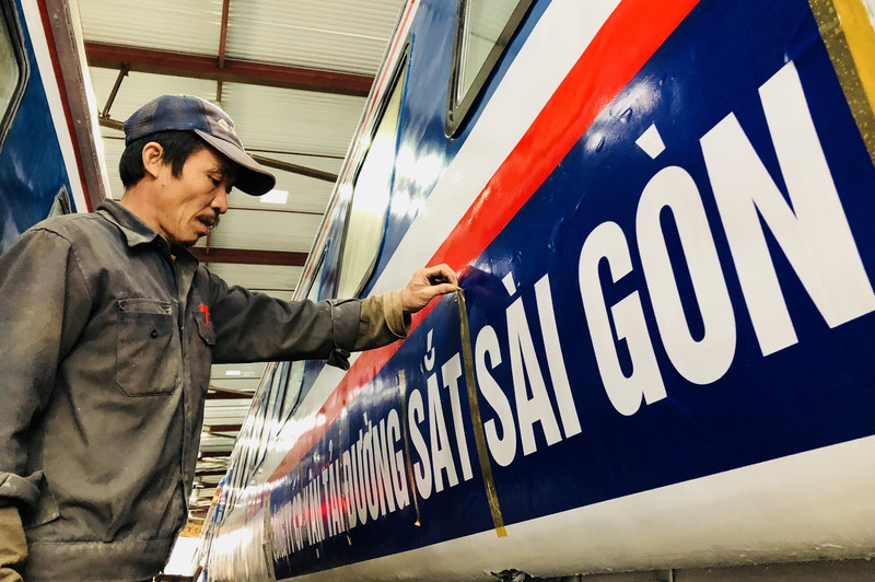 hoi ha lot xac tau cu thanh tau 5 sao kip cao diem tet