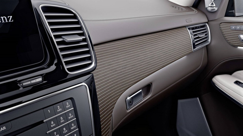 mercedes benz gls sang trong hon voi phien ban grand edition