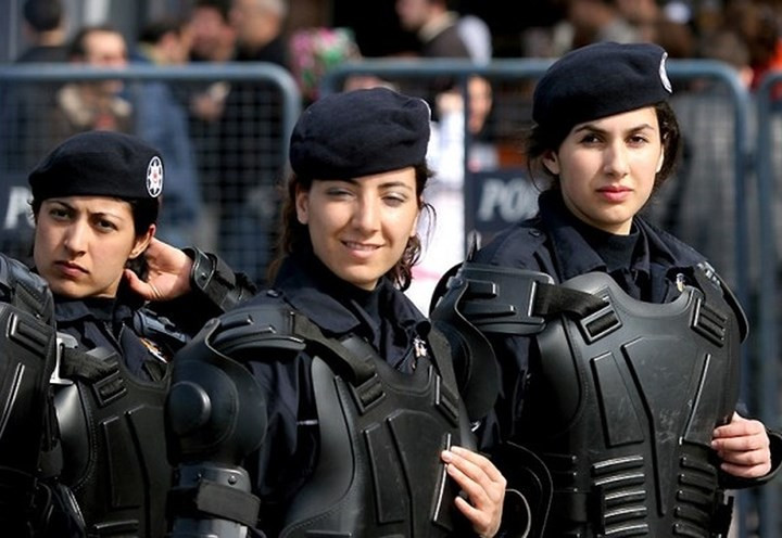 ve dep hut hon cua nhung nu binh si tren khap the gioi