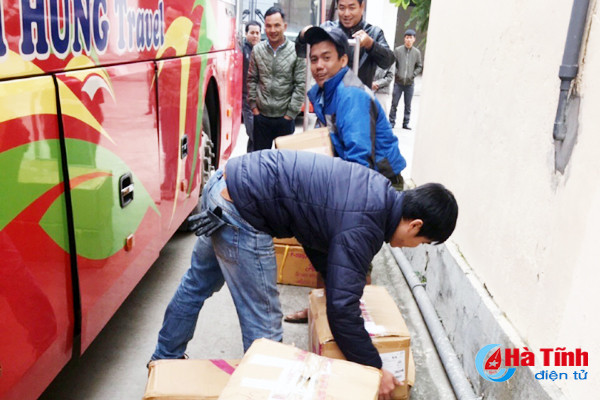 bat giu lo hang do choi tre em vat dung gia dinh khong hop phap