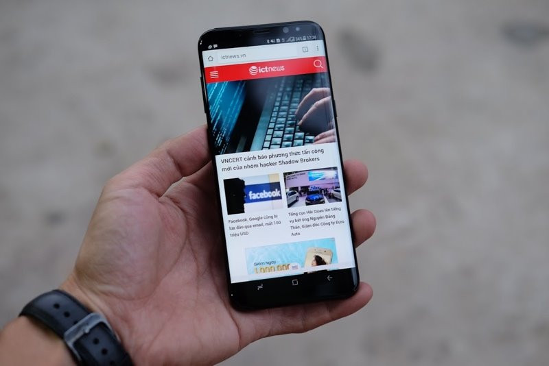 Galaxy S8. nhieu smartphone giam gia khi tet can ke