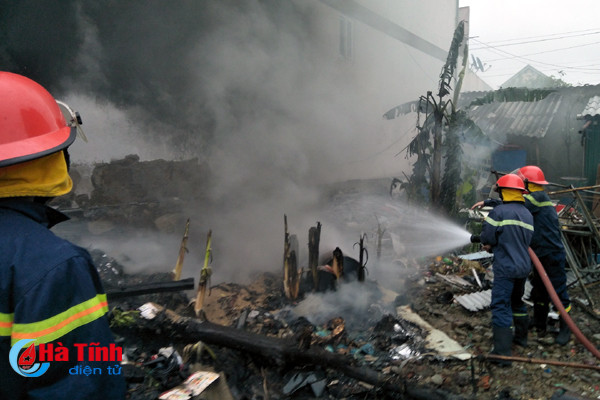 chay lon tai co so thu mua phe lieu o ky anh