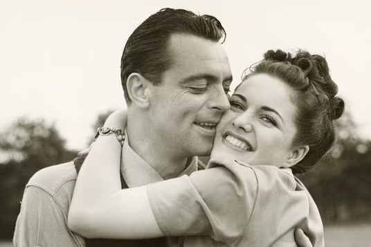 10 thoi quen giup ban co moi quan he hanh phuc