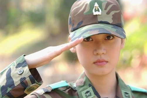 ve dep hut hon cua nhung nu binh si tren khap the gioi