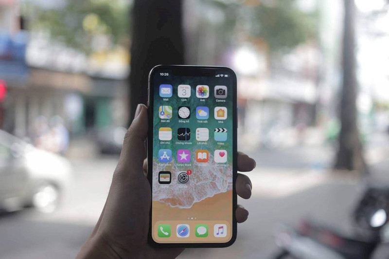iPhone X. nhieu smartphone giam gia khi tet can ke