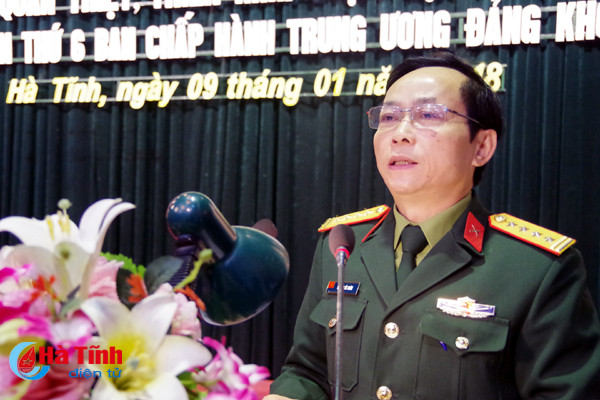 dang uy quan su ha tinh quan triet trien khai nghi quyet trung uong 6