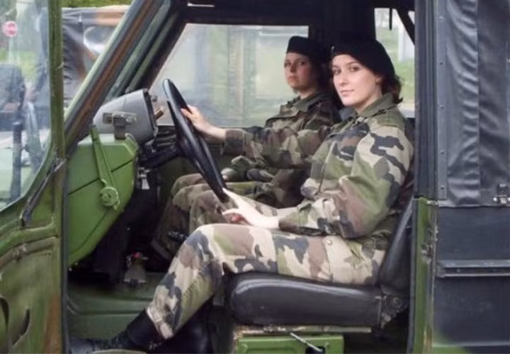 ve dep hut hon cua nhung nu binh si tren khap the gioi