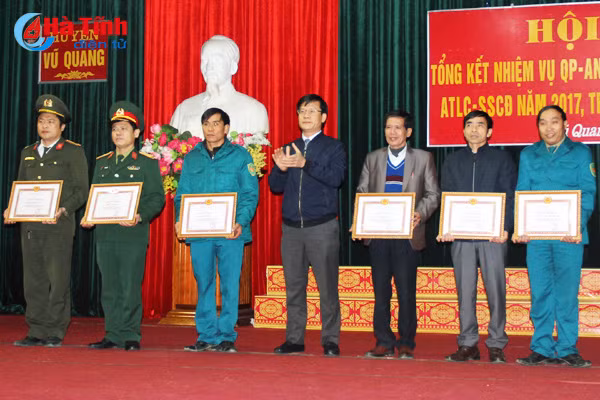 vu quang tuyen duong 112 dien hinh thuc hien tot nhiem vu qp an