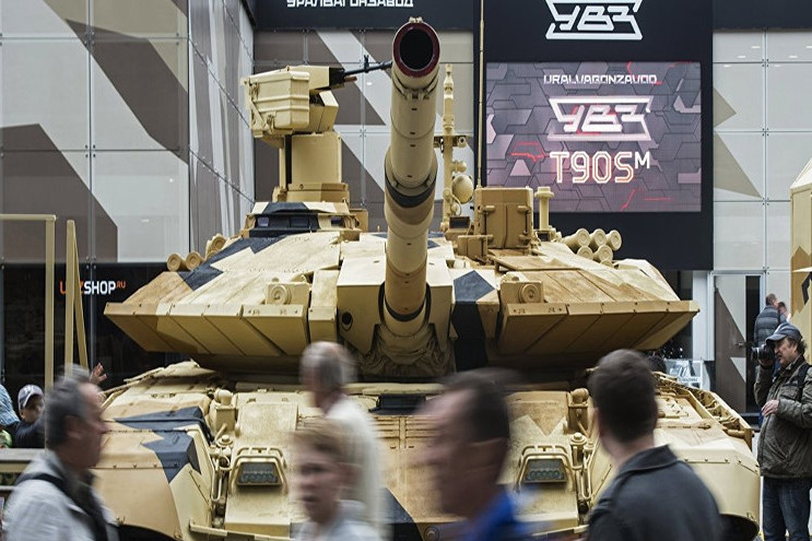 viet nam co the mua them t 90 voi gia re nho an do