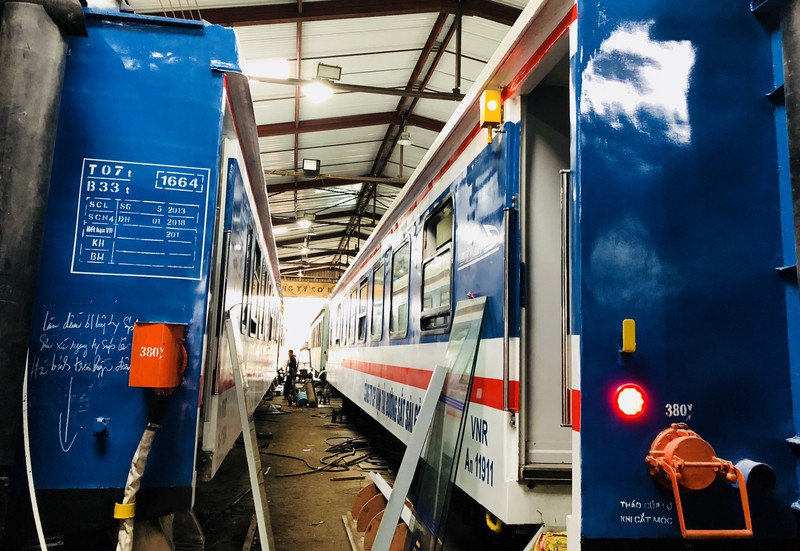 hoi ha lot xac tau cu thanh tau 5 sao kip cao diem tet