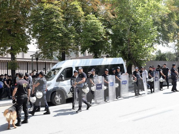 tho nhi ky phuc chuc cho hon 1 800 cong chuc sau chien dich thanh loc