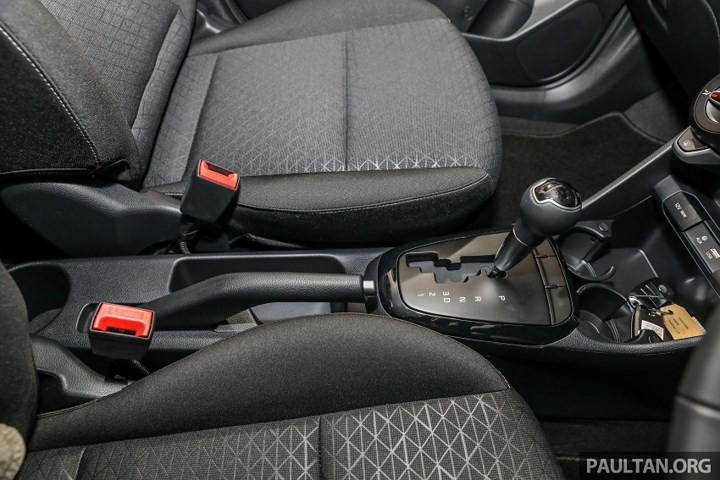 can canh kia picanto 2018 vua ra mat gia 283 trieu dong