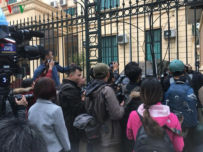 toan canh phien xet xu ong dinh la thang va dong pham sang 8 1