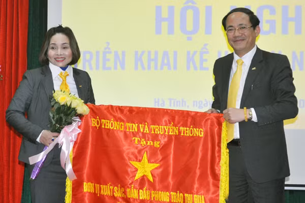 buu dien ha tinh tap trung trien khai hieu qua dich vu buu chinh cong ich